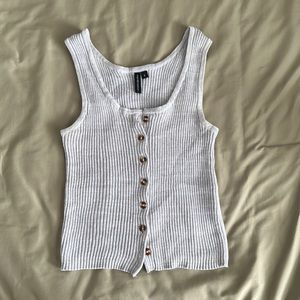 Button up tank